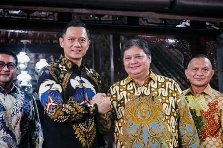 Agus Harimurti Yudhoyono bersama Airlangga Hartarto di Puri Cikeas, Kabupaten Bogor, Jawa Barat (foto: istimewa)