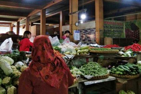 Suasana di sebuah pasar tradsional Yogyakarta (foto: Rizki Liasari, pilar.id)