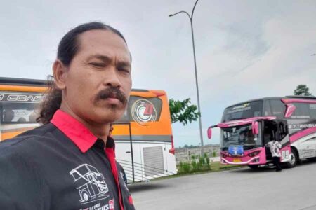 Bus Masih Diminati, 8 Armada Azzahra Trans & Tour Sudah Penuh Adhy Kencana, pemilik Azzahra Trans & Tour