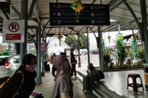 Tiket KA keberangkatan dari Daop 6 periode sebelum lebaran pada 14-21 April 2023 masih tersedia (foto: Rizki Liasari, pilar.id)