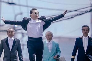 Tangkapan layar video musik PSY 'Gentleman' yang menjadi video paling banyak ditonton online dalam 24 jam