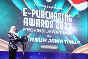 Gubernur Jawa Timur Khofifah Indar Parawansa