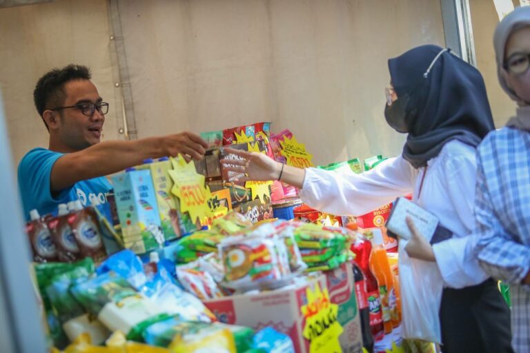 Gelaran Pasar Murah di Kota Bandung, Jawa Barat