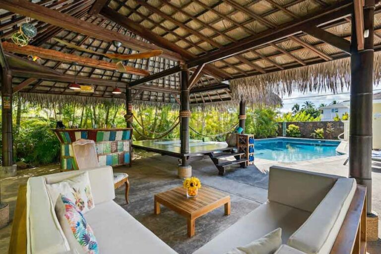 Ilustrasi layanan hotel (foto: Jason Boyd, pexels)