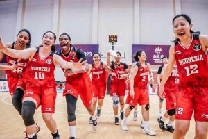 Tampil Perkasa Sejak di Awal Laga, Timnas Basket Putri Raih Emas di SEA Games 2023 Kamboja Ukir sejarah, timnas basket Indonesia raih medali emas di ajang SEA Games 2023 Kamboja. (foto: kemenpora)