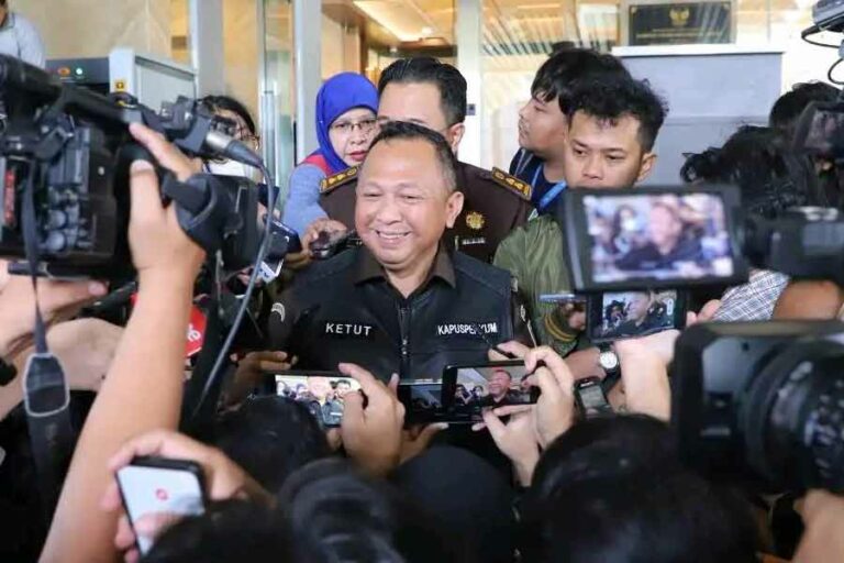 Kepala Pusat Penerangan Hukum Kejagung, Ketut Sumedana