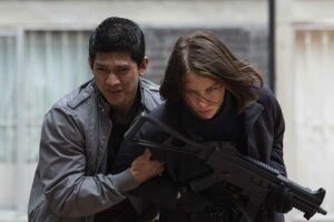 Sinopsis Mile 22 (2018), Film Aksi Menegangkan Iko Uwais dan Mark Wahlberg Selamatkan Dunia Iko Uwais dan Lauren Cohan dalam film Mile 22 (2018)