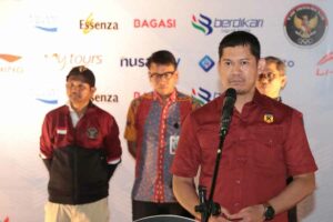 Tim Karate Indonesia Persembahkan 13 Medali SEA Games Kamboja Awak Cabang Olahraga Karate Indonesia SEA Games 2023 Kamboja setelah tiba di tanah air (foto: dok kemenpora)