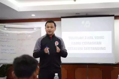 Afif Kurniawan, Dosen Psikologi Universitas Airlangga, salah satu tokoh di sukses timnas sepak bola Indonesia dalam Sea Games 2023