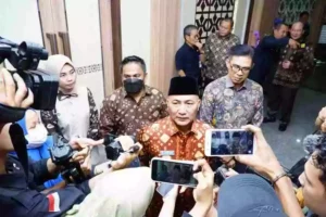 Seluruh PNS Muba diharap memanfaatkan pencairan gaji ke-13 sebaik mungkin.