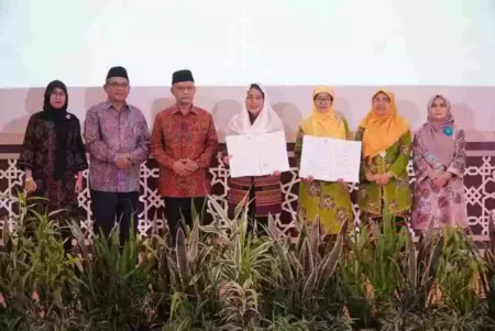 Menteri PPPA Bintang Puspayoga bersama Pimpinan Pusat ‘Aisyiyah, Yogyakarta.