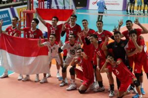 Libas Kamboja 3-0, Tim Voli Putra Raih Medali Emas di SEA Games 2023 Kamboja Tim voli putra setelah mendapatkan emas SEA Games 2023 Kamboja.(foto: dok kemenpora)