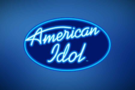 American Idol, program televisi realitas yang menampilkan para kontestan yang bersaing untuk menjadi penyanyi terbaik di Amerika Serikat.