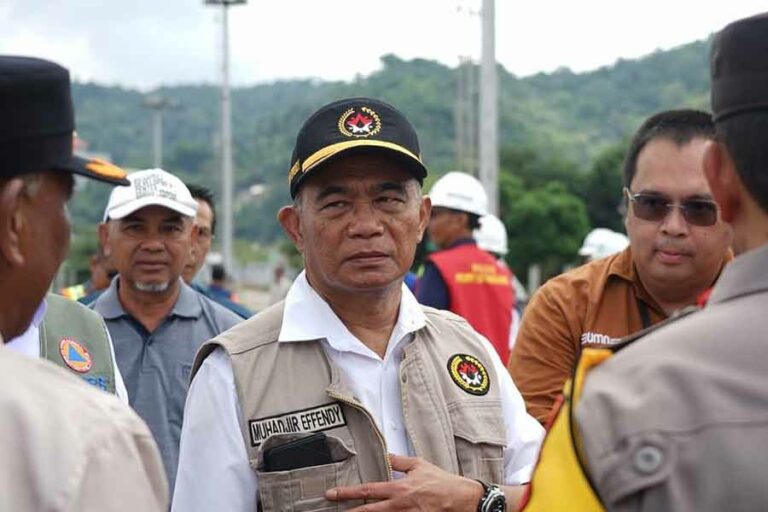 23 Orang Dikabarkan Meninggal Akibat Kelaparan, Muhadjir Effendy: Belum Ada Konfirmasi Menteri Koordinator Bidang Pembangunan Manusia dan Kebudayaan (Menko PMK) Muhadjir Effendy (foto: instagram @muhadjir_effendy)