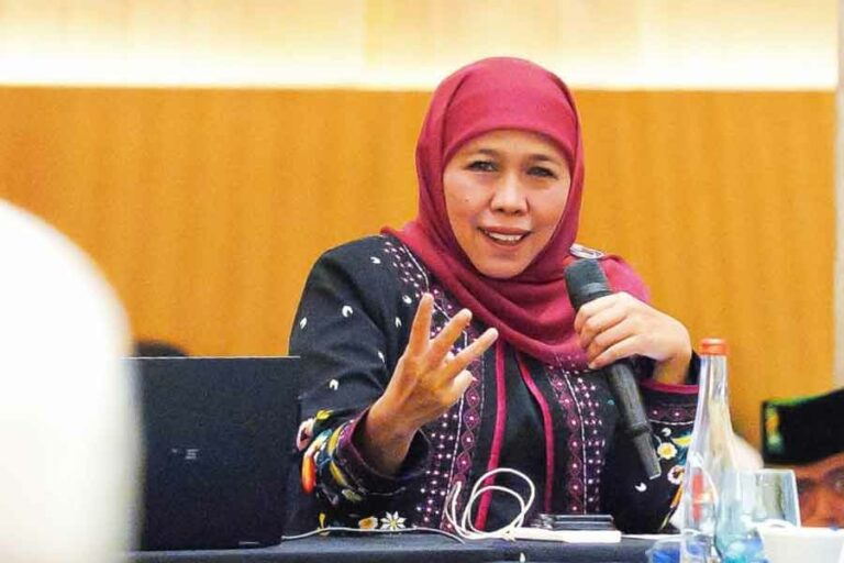 Kisah Sukses Jatim Turunkan Kemiskinan Ekstrem dalam Tiga Tahun Terakhir Gubernur Jawa Timur Khofifah Indar Parawansa