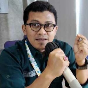 Fahrul Muzaqqi SIP MIP, dosen Ilmu Politik FISIP Universitas Airlangga