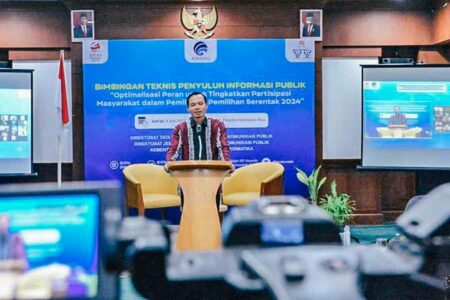 Direktur TKKKP Ditjen IKP Kementerian Kominfo Hasyim Gautama