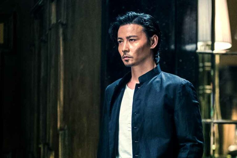 Gaya Jin Zhang dalam Master Z: The Ip Man Legacy (2018)
