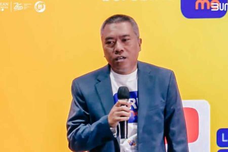 Direktur Jaringan dan Layanan BRI Andrijanto saat memberikan paparan dalam Talkshow 'Mudah Transaksi Valas Bersama BRImo'