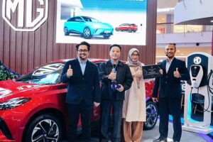 Jadi Alternatif Kendaraan Listrik dengan Harga Terjangkau, MG4 EV Meluncur dengan Banderol Rp 649,9 Juta MG4 EV menjadi pilihan ideal bagi konsumen yang peduli terhadap lingkungan di Indonesia.