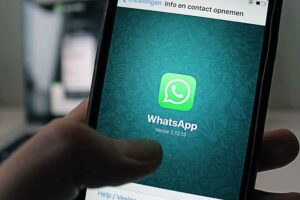 Ilustrasi WhatsApp (foto: Anton, pexels)