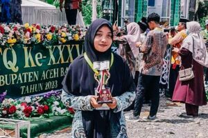 Raih Gelar Juara 3 Qiraah Sab’ah Dewasa Putri, Ainal Marziah Miliki Motivasi untuk Terus Belajar Ainal Marziah, peserta MTQ mewakili Woyla Barat
