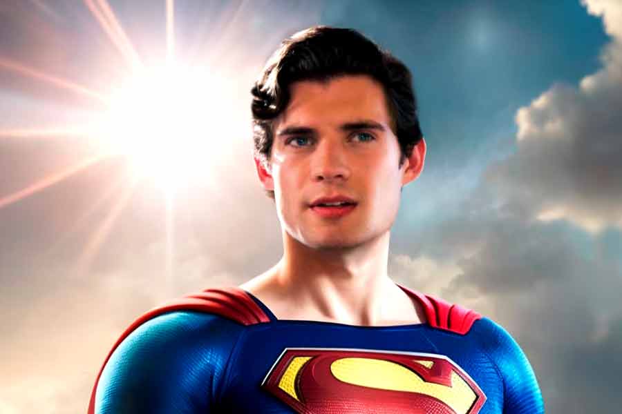 Tangkapan layar David Corenswet dengan kostum Superman di Youtube @PingPongFlix