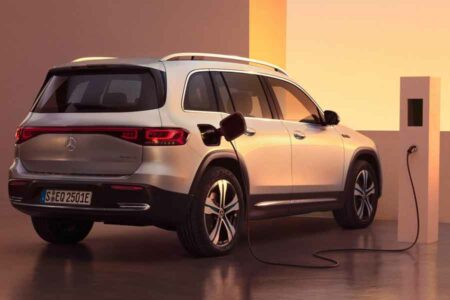 Mercedes-Benz Perkenalkan The New EQB, SUV Full-Elektrik 7-Seater Pertama di Indonesia Mercedes-Benz The New EQB