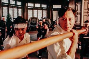 Dennis To sebagai Ip Man muda di film Ip Man: Kungfu Master (2019)