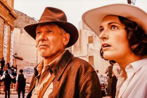 Harrison Ford dan Phoebe Waller-Bridge dalam Indiana Jones and the Dial of Destiny (2023)