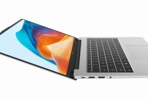 Huawei MateBook D 14 2023, fleksibilitas penggunaan dengan engsel yang dapat dibuka hingga 180 derajat.