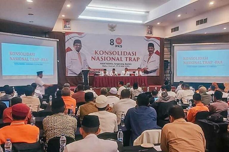 Kegiatan Konsolidasi Nasional TRAP (Tim Rekrutmen Anggota Partai) yang diselenggarakan oleh Bidang Kaderisasi DPP PKS di Hotel Yasmin Karawaci Tangerang