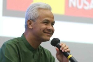 Ganjar Pranowo, bakal calon presiden 2024 dari PDI Perjuangan, saat menghadiri acara Ngopi Bareng Ganjar di Hotel Mercure Ancol.