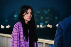 Kim Tae-ri dalam serial Revenant