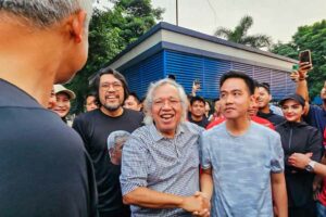 Momen Gibran Rakabuming Raka bertemu Panda Nababan