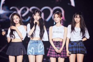 Aespa Rilis Single Baru Dirty Work, Tampilkan Gaya Industrial dan Kolaborasi Bareng Flo Milli Gaya para personil Aespa (Hangul: 에스파; RR: Esēpa), girl grup Korea Selatan yang dibentuk oleh SM Entertainment pada tahun 2020. (foto: instagram @smtown)