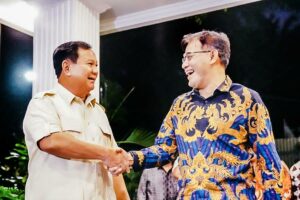 Budiman Sudjatmiko saat bertemu dengan Prabowo Subianto di Kertanegara, Jakarta