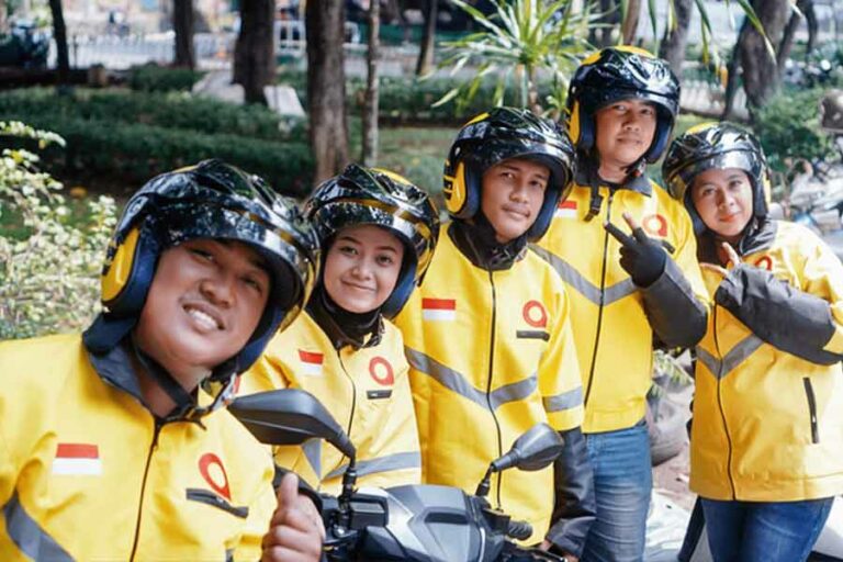 Maxim Indonesia Ingatkan Status Pekerja Tetap Berpotensi Kurangi Pendapatan dan Fleksibilitas Driver Online Sejumlah driver Maxim di Tuban (foto: istimewa)