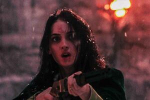 Winona Ryder dalam salah satu adegan di film Bram Stoker's Dracula (1992)
