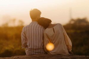 Rayakan Valentine Lebih Manis dengan Promo Spesial Indodana PayLater Ilustrasi sepasang kekasih (foto: Văn Thắng, pexels)