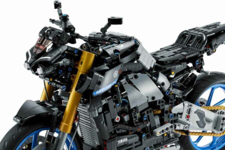 42159 LEGO® Technic™ Yamaha MT-10 SP