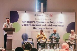 Forum Sinergi Penyusunan Peta Jalan Dekarbonisasi Industri Nasional Berbasis Sains di Wyndham Casablanca Jakarta.