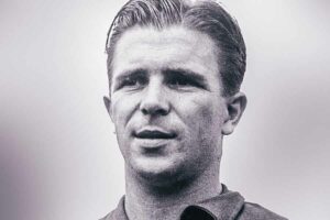 Ferenc Puskas, legenda sepakbola dari Hongaria yang sempat memecah rekor goal terbanyak di FIFA World Cup 1954 (foto: Facebook @fifaworldcup)