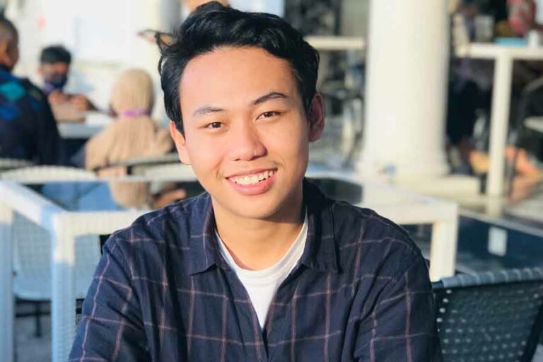 Keren, Mahasiswa Universitas Airlangga ini Berhasil Lolos Program Sekolah Staf Presiden! Gaos Tipki Alpandi, mahasiswa angkatan 2020 FST Universitas Airlangga
