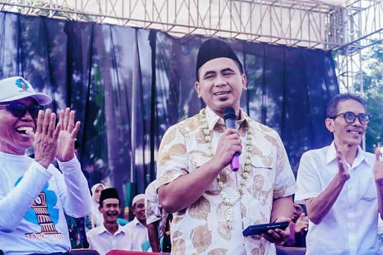 Wagub Taj Yasinsaat menghadiri peresmian Sembung Tower di Desa Sembung, Kecamatan Banyuputih, Kabupaten Batang