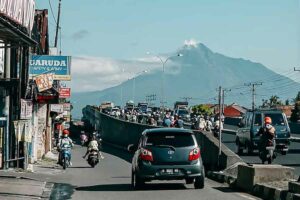 BPPTKG: Gunung Merapi Alami 38 Kali Gempa Guguran Ilustrasi Gunung Merapi (foto: mhd vvn, unsplash)