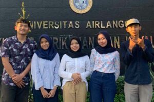 Tim Biochitochromis dari prodi S1 Teknologi Hasil Perikanan Universitas Airlangga