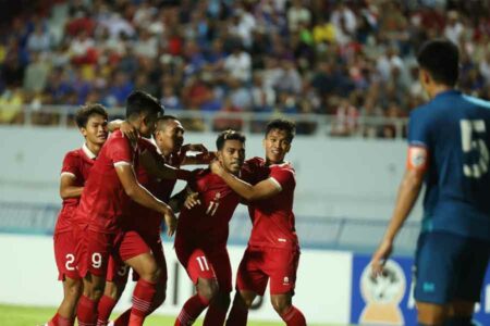 Tim U-23 Indonesia saat mengalahkan Thailand dengan skor 3-1 di Stadion Rayong Provincial Stadium, Thailand, Kamis (24/8/2023) lalu.