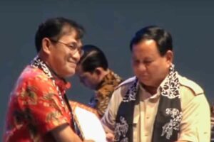 Budiman Sudjatmiko bersama Prabowo Subianto di MCC, Semarang, Jawa Tengah