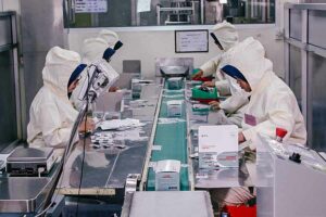Kontribusi Sosial Phapros, Fokus pada Pengentasan Stunting dan Pemberdayaan UMKM Aktivitas di PT Phapros, perusahaan farmasi Indonesia